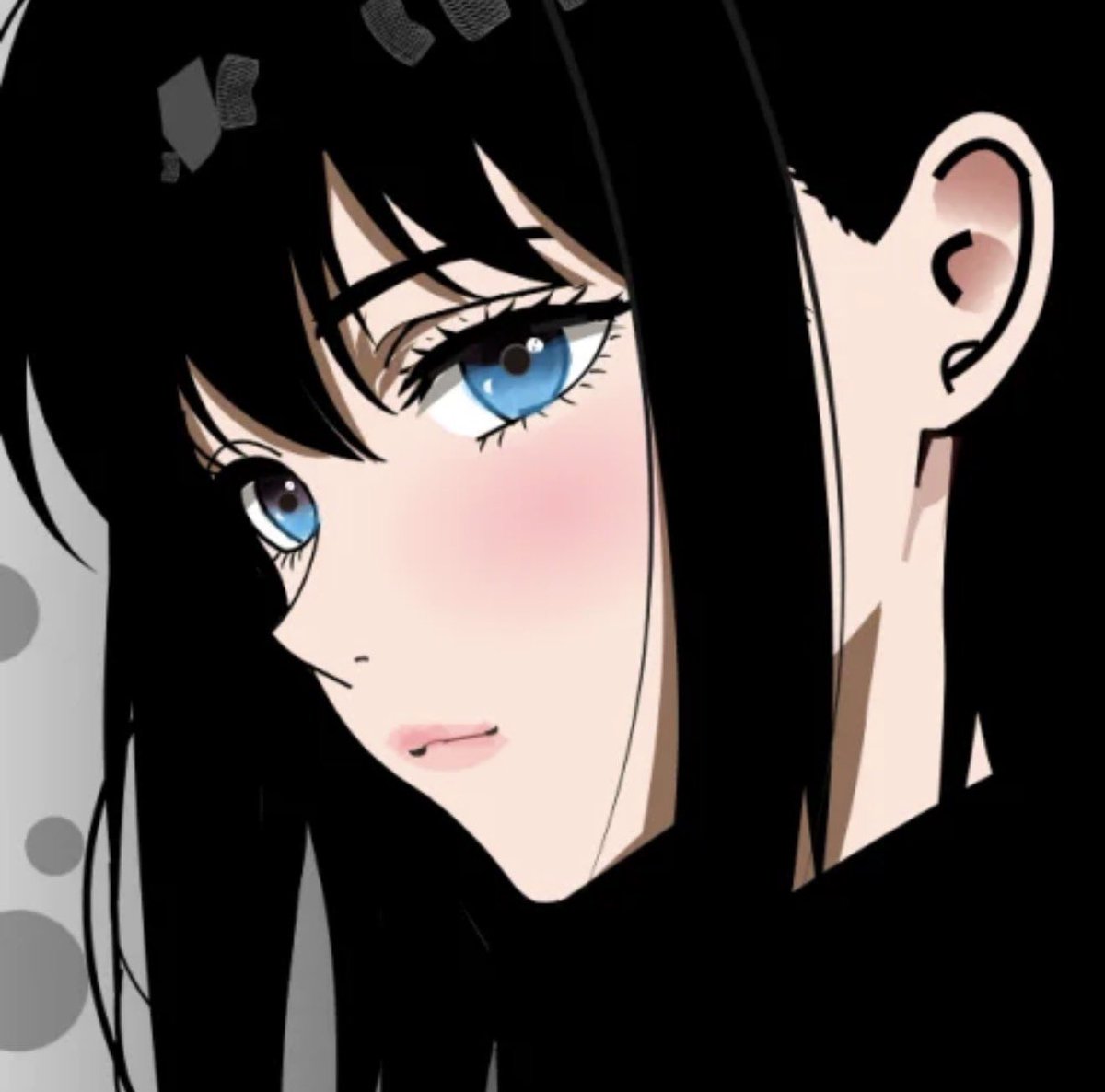 rabbit8035's tweet photo. 迄今为止画的最满意的一次妆容，再去翻看一下以前画的妆，简直没眼瞧，戴上美瞳怎么和我的卡通头像越来越像了 https://t.co/TWJU30RXtS