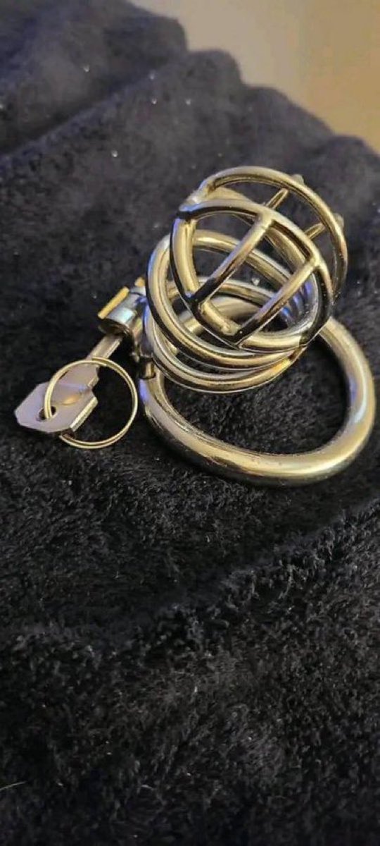 Prissy_godess's tweet photo. Locktober Chastity Contract 2026

♡ Beginner chastity training 
♡ Daily cage check 
♡ Day - day tasks 
♡TPE (total submission and orgasm control)
♡Soft or strict and unsparing session 
♡Tips, rewards and praise. https://t.co/BAqha4TpLZ