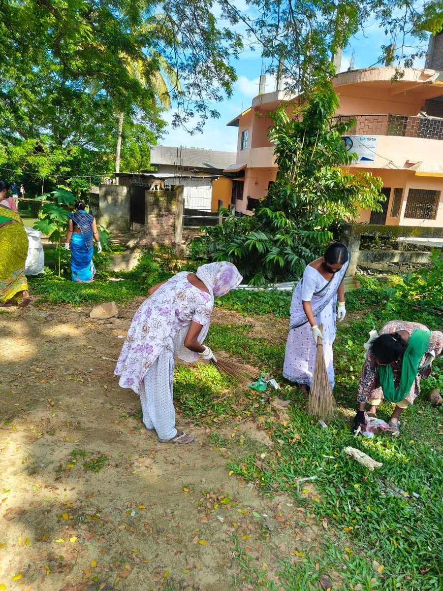 district_kamrup's tweet photo. As part of the Seva Sankalp Abhiyan,cleanliness drives and cleaning of public toilets were undertaken across various Urban Local Bodies, Gaon Panchayat offices and other public places in Kamrup District.
#SevaSankalpAbhiyan
#CleanlinessDrive
#Swachhata
#Sanitation
#JanSeva https://t.co/438cLFs1pw