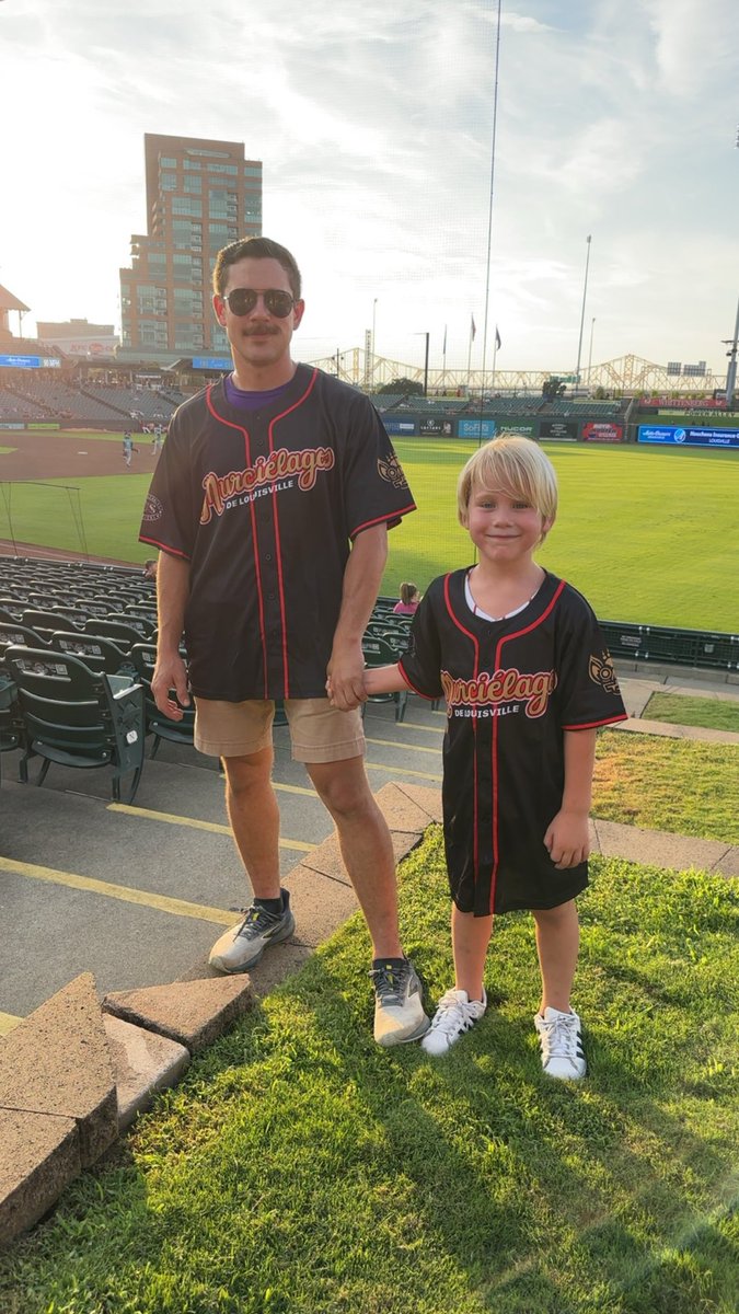 sickntewart's tweet photo. Murcielagos de Louisville

@LouisvilleBats https://t.co/rMswM1B2ss