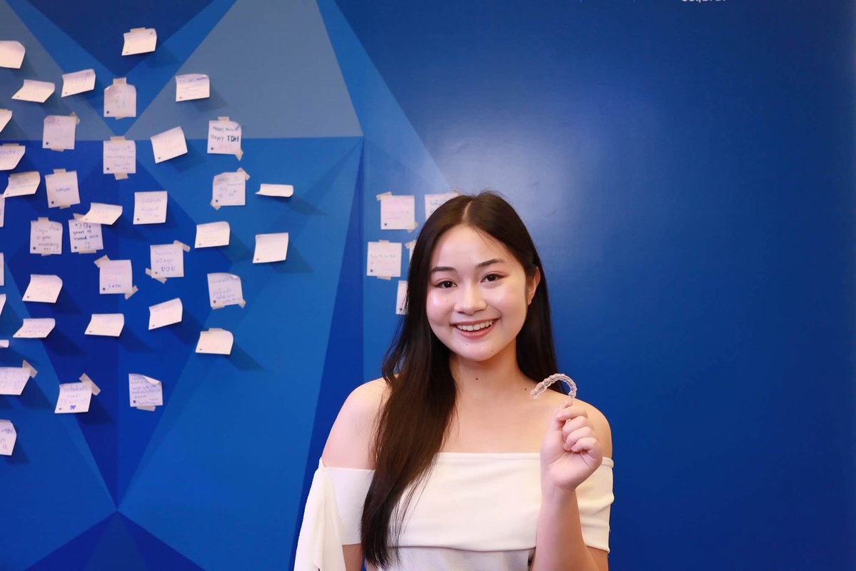 TDHDental's tweet photo. “น้องแพทตี้-ชนัญชิดา” แชมป์คนแรก “มาสเตอร์เชฟ จูเนียร์ ไทยแลนด์” มาร่วมงานฉลองครบรอบ 20 Years of Trusted Smiles  
#20YearsOfTrustedSmiles #TDH20th
#TDHDental #จัดฟันใสInvisalignต้องTDH https://t.co/MgleG0hcAg