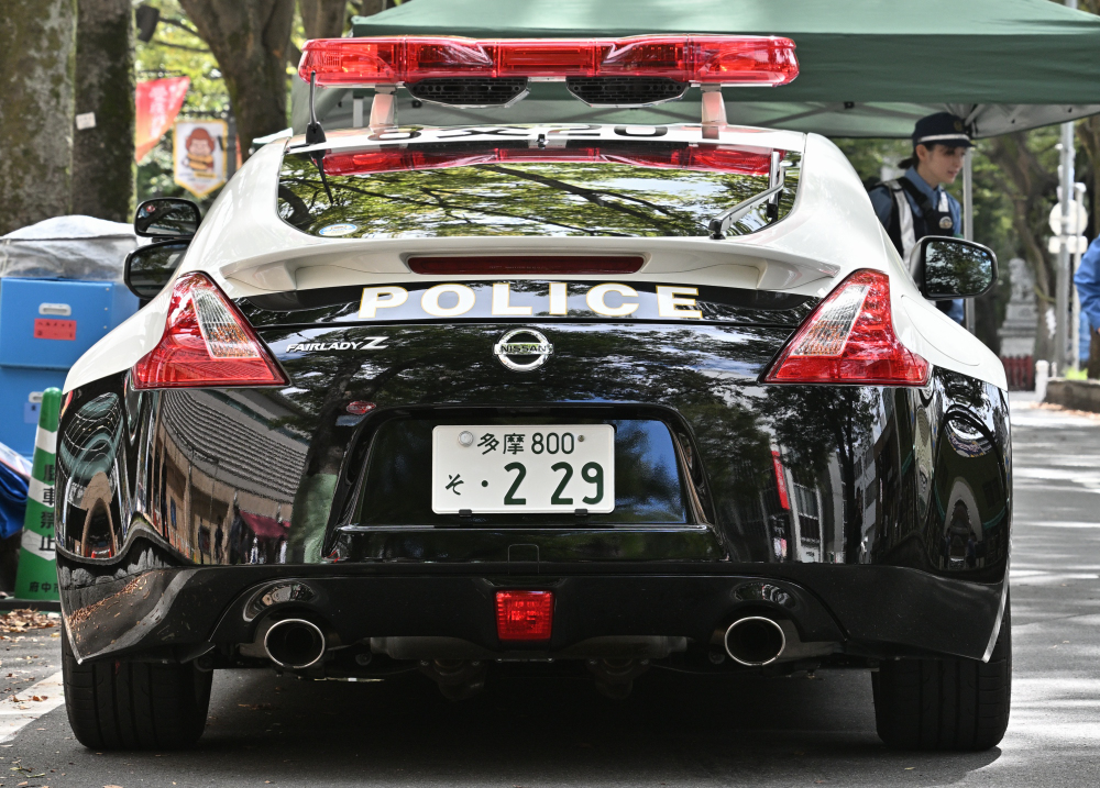 wild7ryogoku's tweet photo. 昨日、府中で見たＺは去年とは違うのを帰ってから気づいた　#パトカー https://t.co/U38KQ6nzez