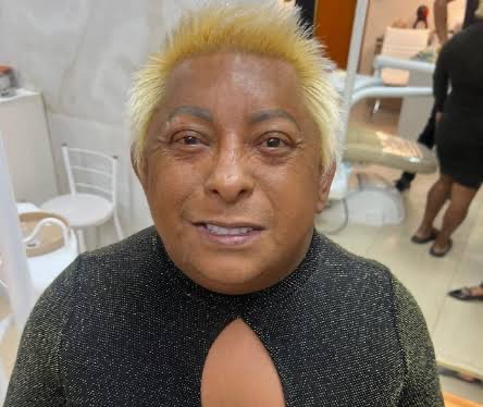 kaememonteiro's tweet photo. famosas que carregam a mesma falange de exu ou pombagira que eu https://t.co/EhrXX10GWT