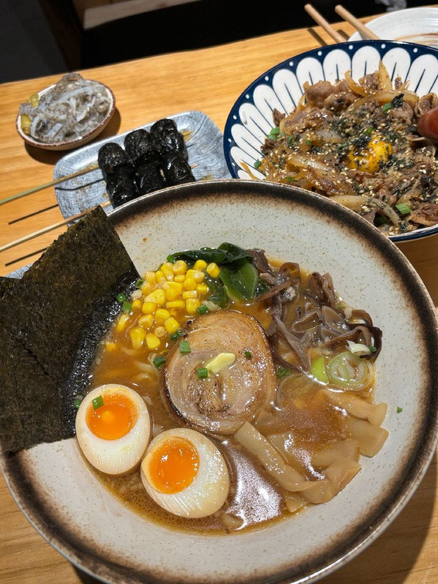 DemetriusKvrf6's tweet photo. Just found the coziest hole-in-the-wall ramen shop in downtown! Their tonkotsu broth is so rich and creamy, every slurp is pure bliss  Will definitely be back this weekend! https://t.co/bQ68SJH3Mk