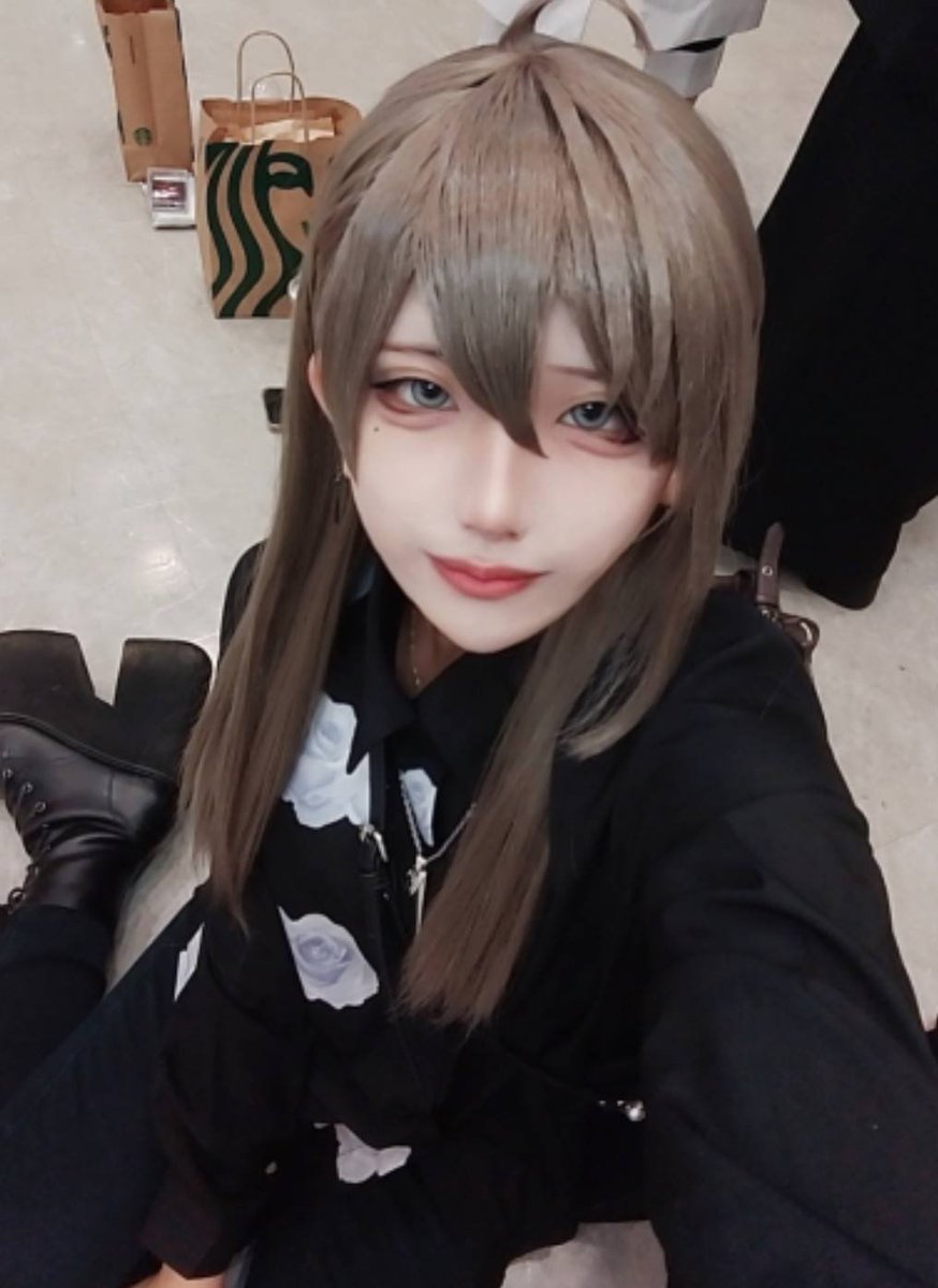 yua___0720's tweet photo. います https://t.co/a3QIU2fPwF