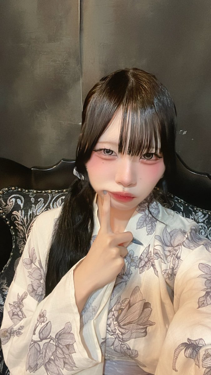 BH_ama___'s tweet photo. います！23時まで‼︎

@andlove_akb https://t.co/771URqsEC5