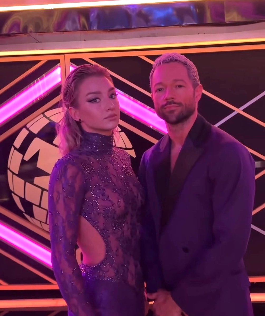 superstarkenobi's tweet photo. MY MIRRORBALL WINNERS 🪩 #dwts https://t.co/R8k8JgFlzM