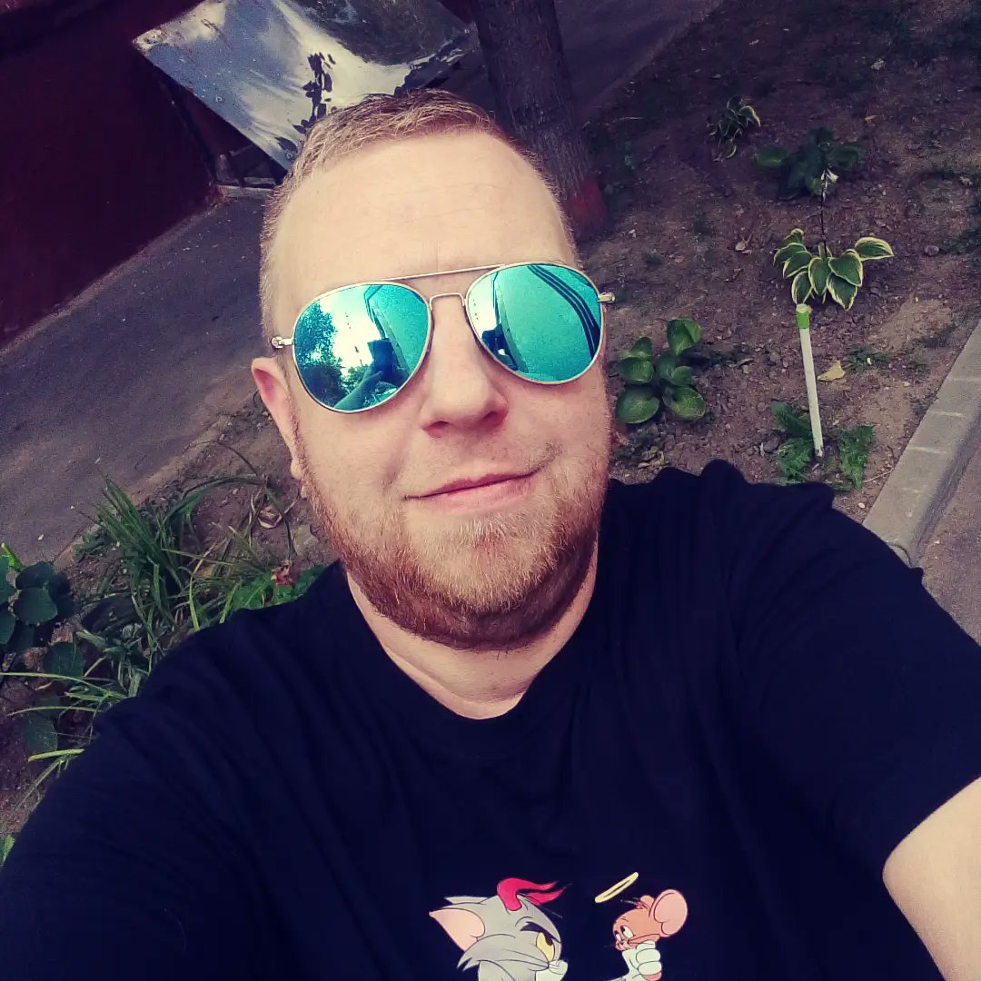 OrphaAffro6j's tweet photo. Photo by Александр Павлов in Улица Трофимова. May be a selfie of one or more people, beard, blonde hair and text. https://t.co/mJaK04hc9u