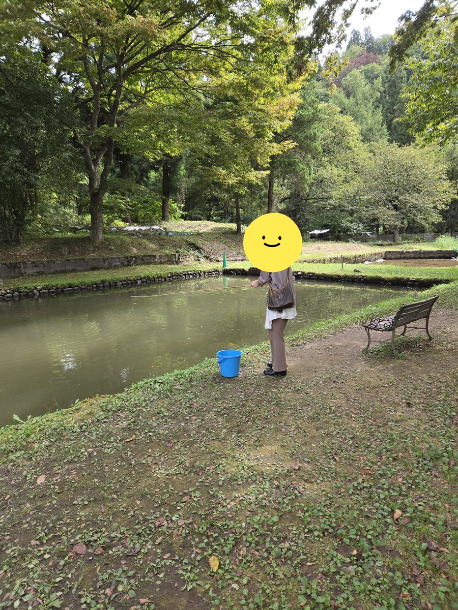 HiyoQ_'s tweet photo. 友達と釣り堀きた
#おみて https://t.co/LvI0ZPLnQq