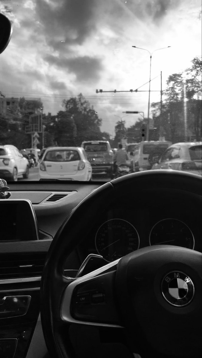 guratanrendra's tweet photo. Lupa kalau punya beberapa hal yang harus diselesaikan. Emang sudah memasuki usia gampang lupa, damn. https://t.co/UtCfyKdXvi