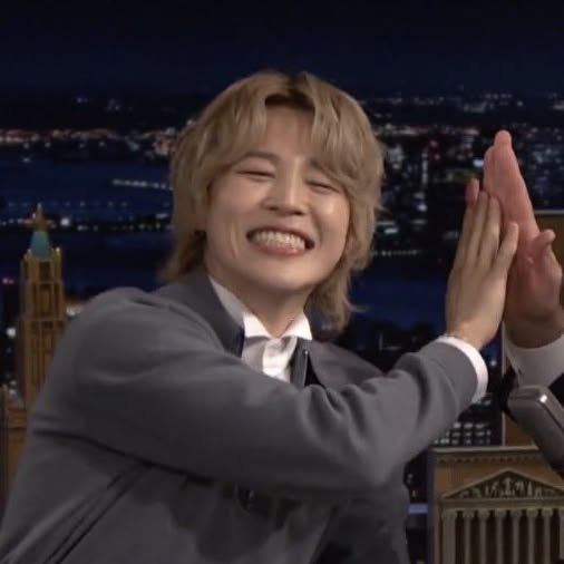 minimonier's tweet photo. I'm a big fan of the jimple I'm always excited to see jimin because I'm excited for the next time the  jimple is going to make an appearance https://t.co/NhP0cxg3ac