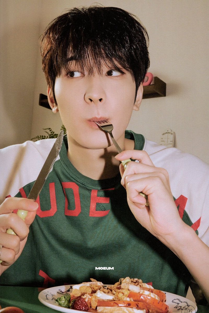 _924717's tweet photo. 냠냠😋😋 https://t.co/isXSX5t5jz