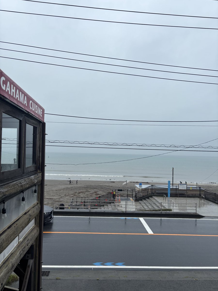 ritsukohanakoro's tweet photo. #イマソラ
#秋分の日
#雨の日の☔海見午後🌊🌊🌊✨✨
#私に戻れる場所✨✨✨
#由比ヶ浜🌊シードレス❤️ https://t.co/ISnga5ii77