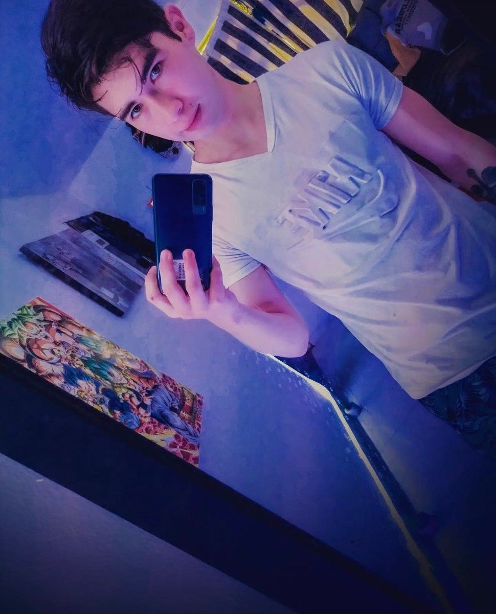 samaelmodel tweet picture