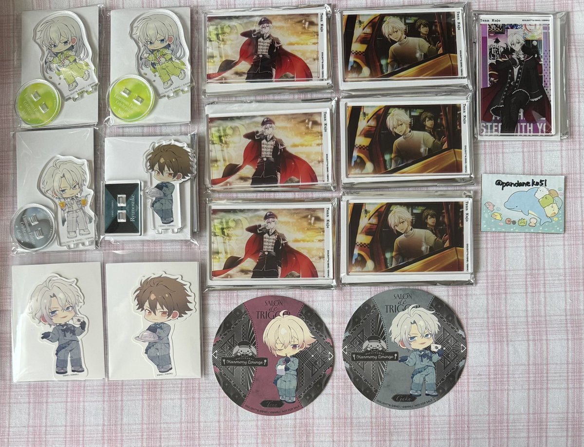 pandaneko51's tweet photo. 【交換】アイナナ アニメイトカフェ アニカフェHarmony Lounge Salon de TRIGGER

譲
①コースター　楽、天
②アクスタ　龍之介、過去楽、千
③ステッカー　楽、龍之介
④アクリルカード　８周年、2020、2021

求
①一織、壮五、悠　各1
②天、楽
③天
④2022②>2019①

①②③全てHarmony分での求め https://t.co/GmgEKCLHsD