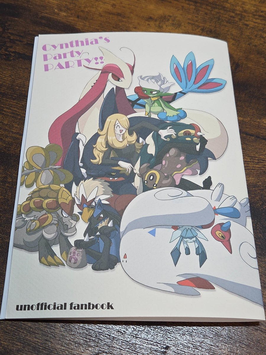 torikawa_fupu's tweet photo. このシルバーウィークで作ったもの
・同人誌
・ポーチ
・ペンケース
・バタートック https://t.co/A6Xxxk3uox
