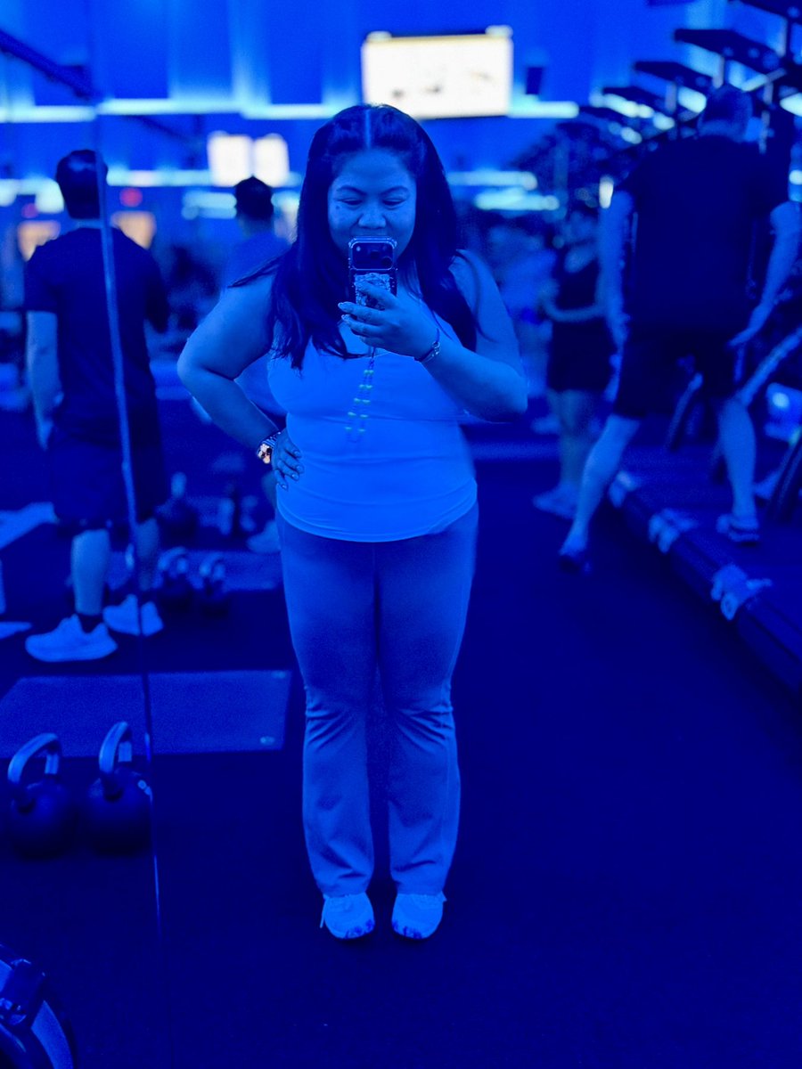 RoseEnriquez's tweet photo. Survived CS4 tonight π
#CircuitTraining #CardioxCore
#MovewithRose https://t.co/bckNjMxx8H
