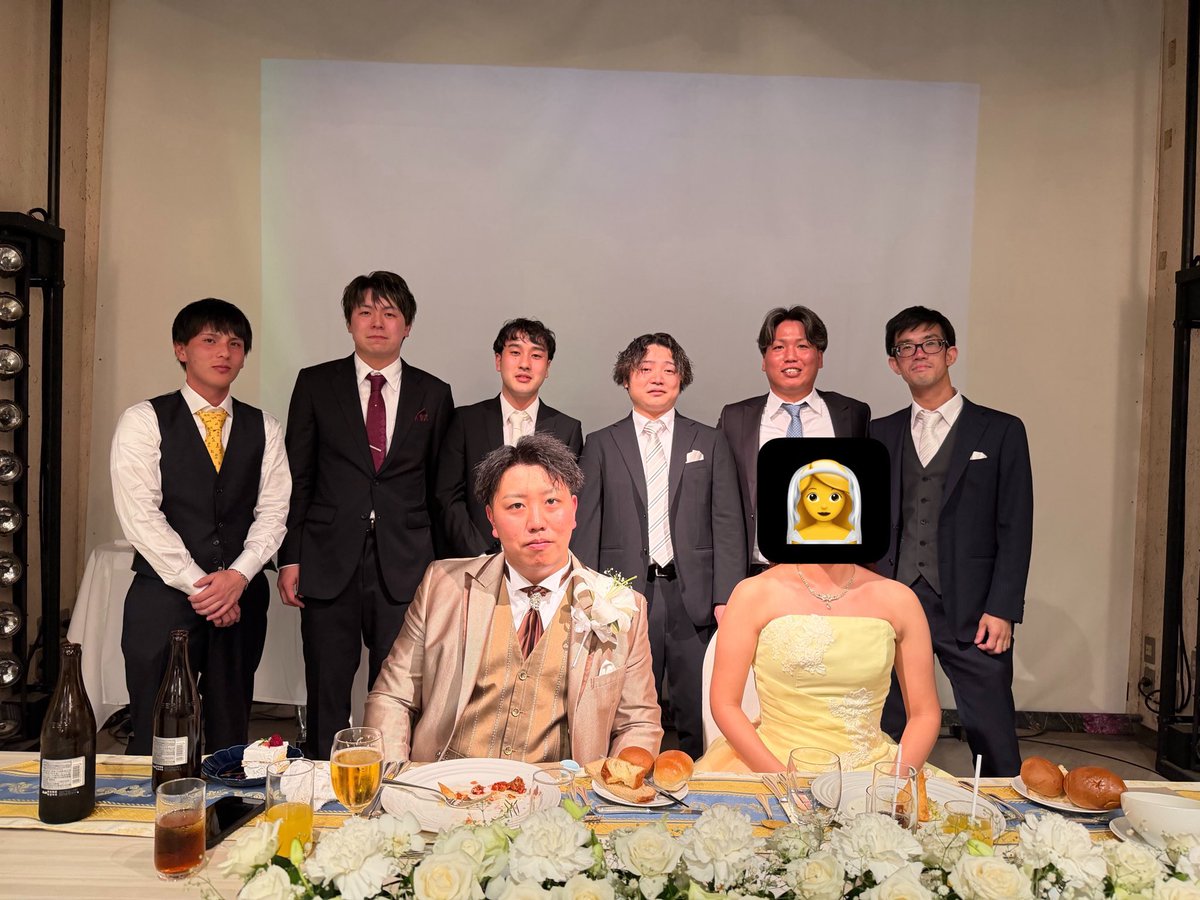 tky_n8's tweet photo. 日曜は結婚式招待していただきました😔
まさや結婚おめでとう！ https://t.co/7iMlXONZbm
