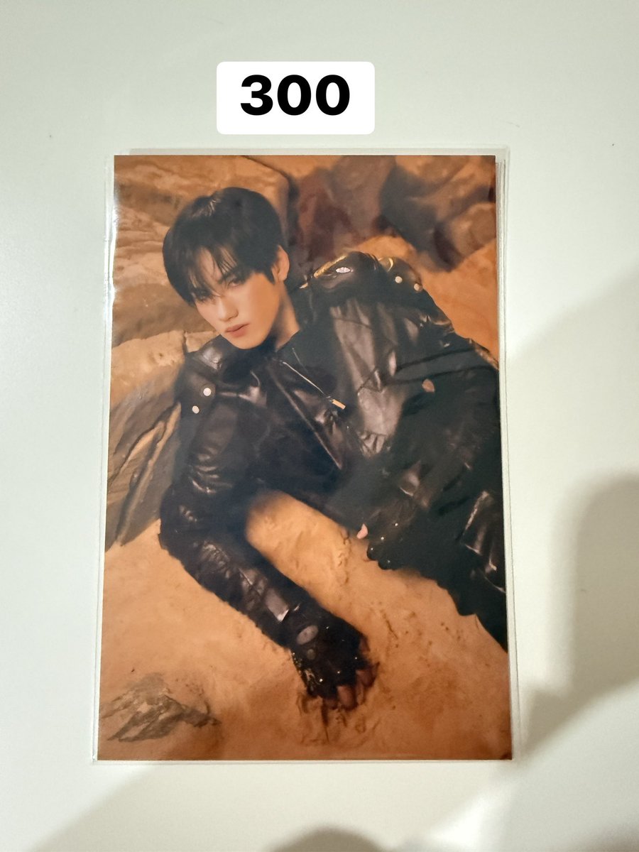 _flftpp's tweet photo. [พร้อมส่ง/wts] 
ค่าส่งเหมา 50 
สนใจสอบถามเพิ่มเติมทาง DM 
#ตลาดนัดบัส #ตลาดนัดBUS https://t.co/2p11ILfGTe
