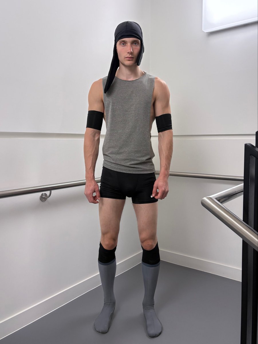 playboyxeddie's tweet photo. Style ups for JAKE ZHANG COLLECTION 3: FAKEBODY 

Photo by helenyzh
Supported by Nike, Nikelondon https://t.co/HjCQbHblAL