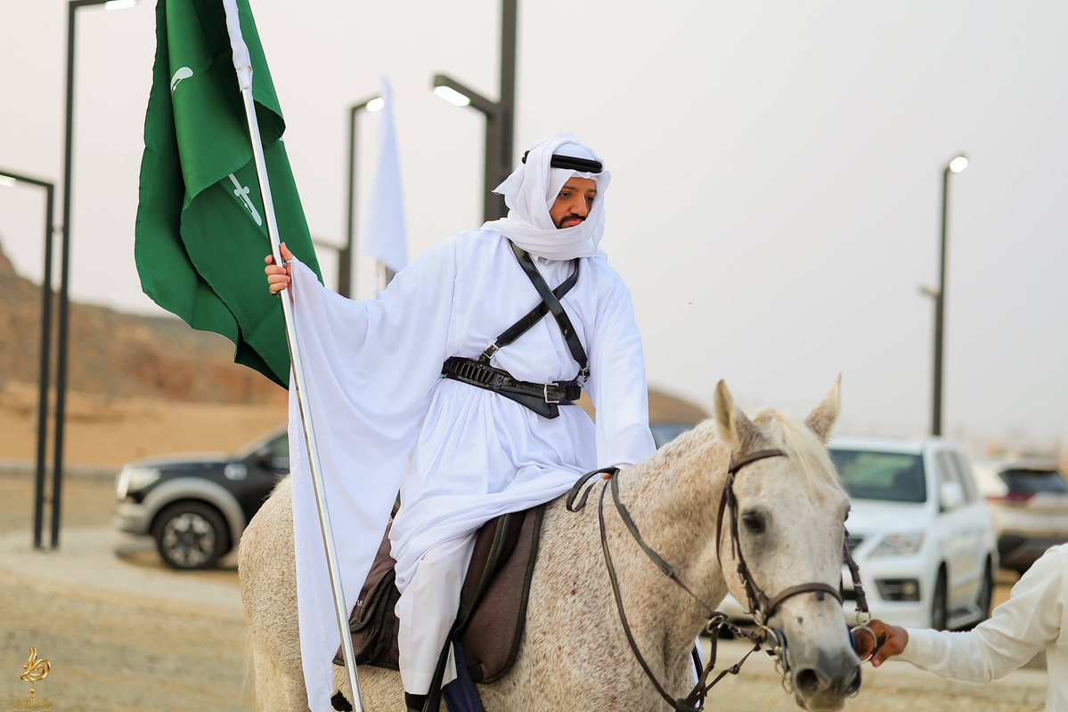 KhulaisB's tweet photo. #خليص تحتفي بيوم الوطن 🇸🇦

مشاهد من احتفال أهالي محافظة خليص بـ #اليوم_الوطني_السعودي ، الذي نظمته #بلدية_محافظة_خليص وبرعاية وحضور سعادة محافظ خليص، وسط أجواء وطنية جسّدت مشاعر الفخر والاعتزاز والانتماء للوطن https://t.co/gG6Ovpvcku
