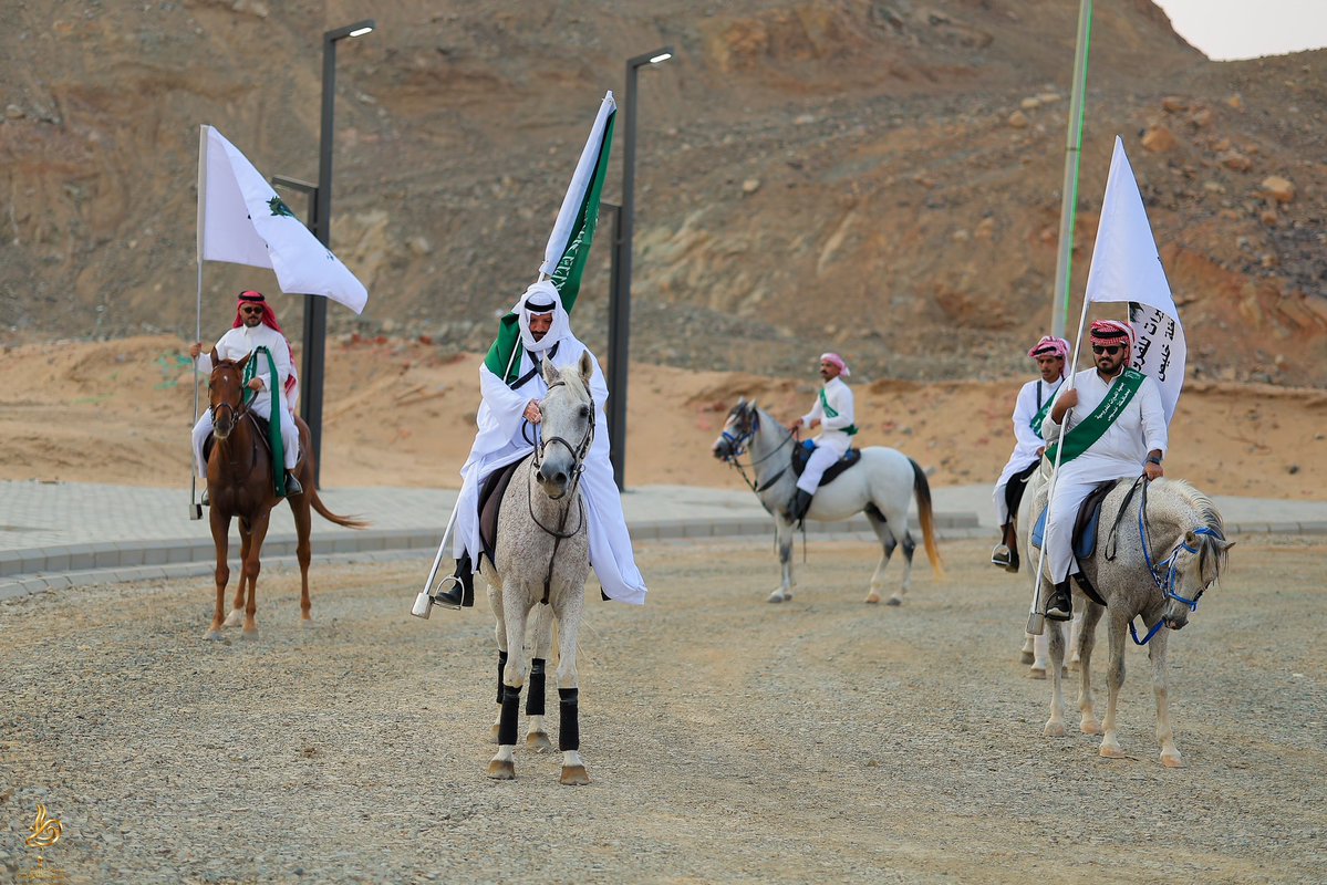 KhulaisB's tweet photo. #خليص تحتفي بيوم الوطن 🇸🇦

مشاهد من احتفال أهالي محافظة خليص بـ #اليوم_الوطني_السعودي ، الذي نظمته #بلدية_محافظة_خليص وبرعاية وحضور سعادة محافظ خليص، وسط أجواء وطنية جسّدت مشاعر الفخر والاعتزاز والانتماء للوطن https://t.co/gG6Ovpvcku
