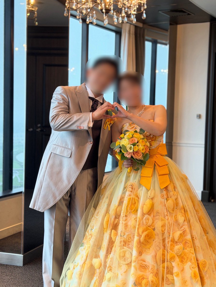 Q1857_78's tweet photo. 9/20無事に式を終える事ができました💍
悪天候の中来てくれた皆様には本当に感謝です🙏🏻✨あっという間に終わっちゃったけど、すっっごく楽しかったしめちゃくちゃ感動した😭💓手紙読む前から感極まって泣いてしまって、読めないかもって思ったら夫がずっと背中をポンポンしてくれて頑張れた😭✨ https://t.co/4ZG1zHTDHl