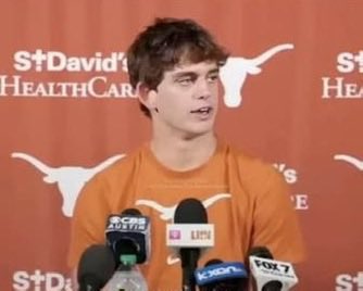 thevolknower's tweet photo. The face you make when you realize Jim Knowles is the DC https://t.co/66Kdy7hr06