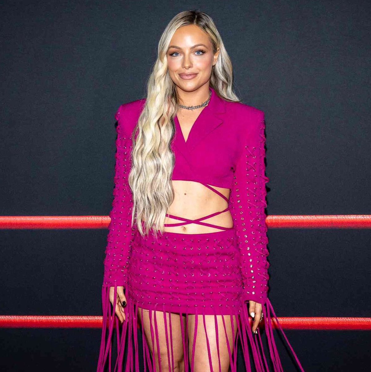 acervogioo's tweet photo. 🚨HOLLYWOOD MORGAN!

 Liv Morgan foi escalada para o novo thriller psicológico “Ping”. 

O filme será protagonizado por Megan Lawless e também contará com Fivel Stewart, Savanah Moss e Carter Jenkins no elenco. https://t.co/uVuXm5VFt7