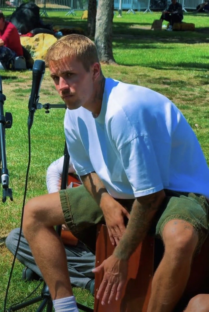 JBPoppinZone's tweet photo. Justin hair style is like the Purpose era Omg ✨🫶😭🤏 https://t.co/wox3r06MbW