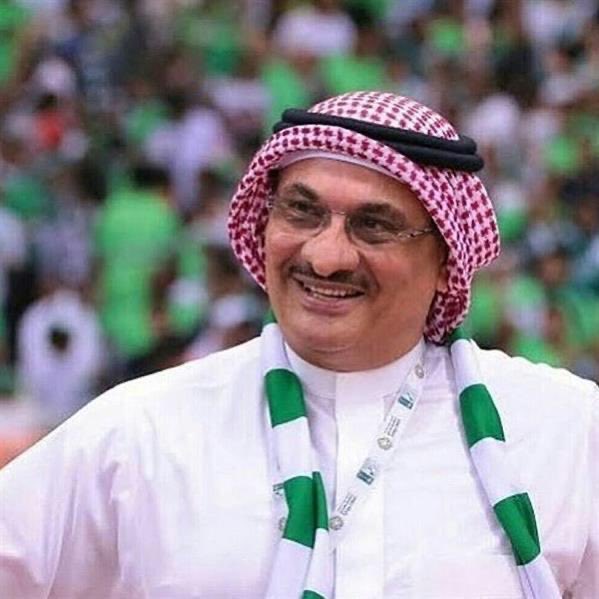 rakan_ahli's tweet photo. اذكر طارق كيال بالدكه في نهائي كاس الملك 2011 عندما استدعى المدرب أليكس الجيزاوي للدخول بديلا عن عماد الحوسني ان لم تخني الذاكره 
قام طارق كيال ودف المدرب رجعه لكرسيه وشال ورقه التبديل وقطعها
نعم مصلحه الفريق اولا عند اهل الاهلي
وفاز الفريق بالكاس بعد ما كاد المدرب يحوس الفريق 
وليس الخراتيت اليوم الذي تواطؤ مع هالمدرب الحقير الخائن في نهائي القاره