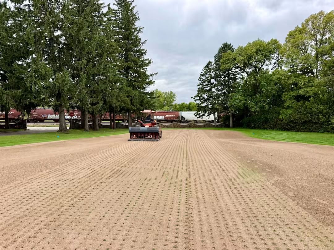 DeepTine's tweet photo. A double feature of Topdressing and Deep Tine Aerification! Getting the course prepared for the season ahead.
#midwestdeeptine #deeptineaerfication #topdressing https://t.co/fR4aA0nX1A