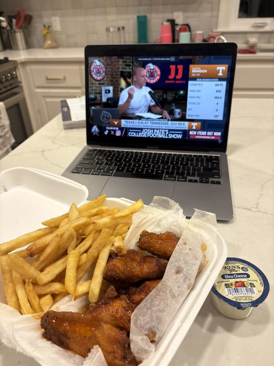 Lukeharris_2's tweet photo. If you are not doing this on your Tuesday night, you are doing it wrong. @JoshPateCFB https://t.co/TQiahB5ChZ