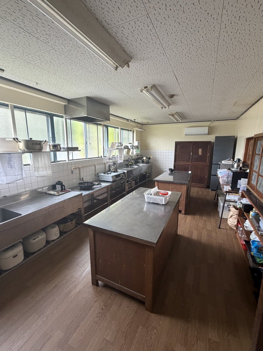 BBS_mishima's tweet photo. 9/19(土) 更生保護施設「静岡県勧善会」にて新会員研修会を開催しました🐧

更生保護や保護観察対象者との接し方などの基礎知識を学ぶとともに、保護観察所との連携やBBS活動の充実に向けた理解を深める貴重な機会となりました！

学びを今後の活動に活かしていきます💪
#三島地区BBS会 #ボランティア https://t.co/h6Kl9u0V9L