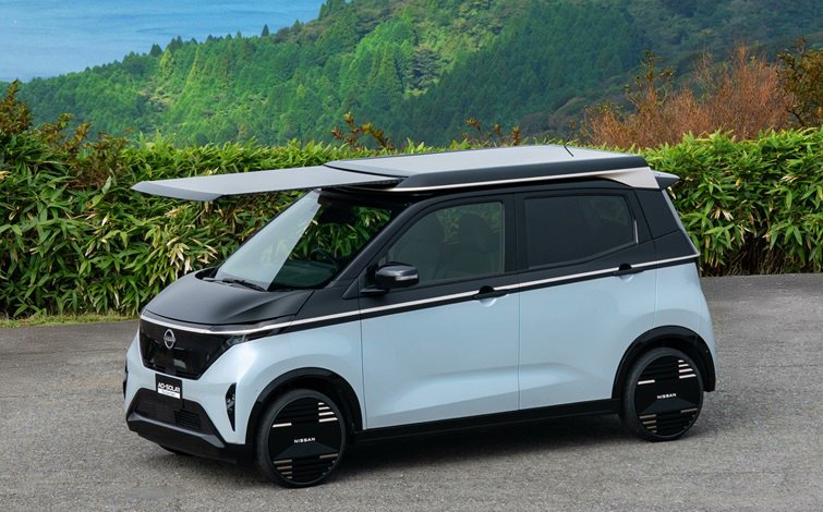 binjoz_'s tweet photo. why arent there more electric cars with expandable solar panels? seems like an obvious choice to make https://t.co/nm6r5K1mXn