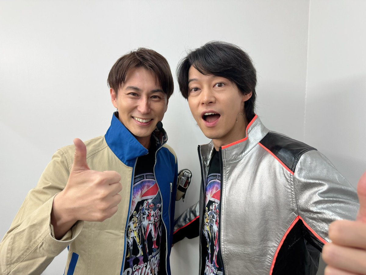 engeiouji's tweet photo. #ボウケンジャー20周年
ありがとうございました！
黒髪シルバーと！
#ボウケンジャー https://t.co/sjm1wmTXkp