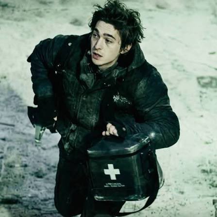 vomit_gremlin's tweet photo. my two favorite pics of Bryan from the new resident evil movie 

i need that doomed and pathetic man so bad https://t.co/mEiBbIPhat