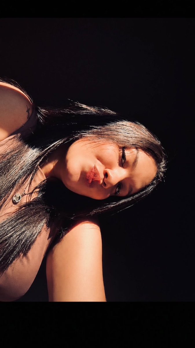 Maluzy_'s tweet photo. Postando em tudo 🤎 https://t.co/IC3d9M5YNA