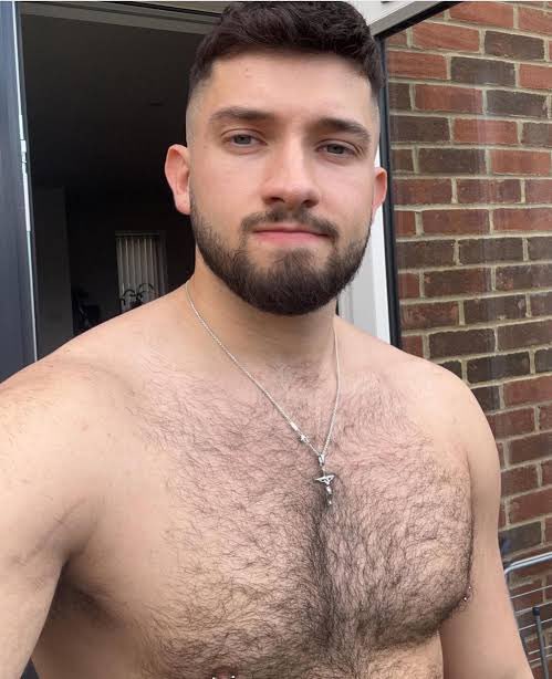 Kelly7183873269's tweet photo. Who’s bored let’s link up am really bored 🥱 💦 https://t.co/meG7Zn5Rkb