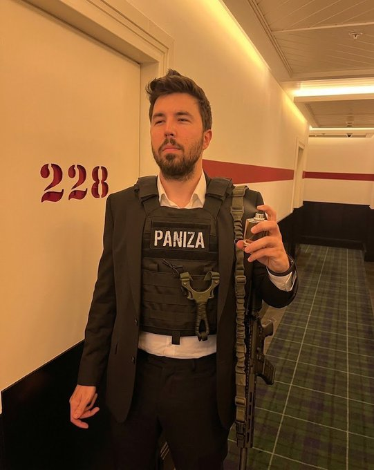 thyzgg's tweet photo. @diffrent_200 Que show viejo viejo? El pedo es personal o pura cura? Pa ponernos bien oiga por que si el pedo es personal ya va pasar a la vida real oiga Trucha ahí le encargo https://t.co/TfEzA72shZ