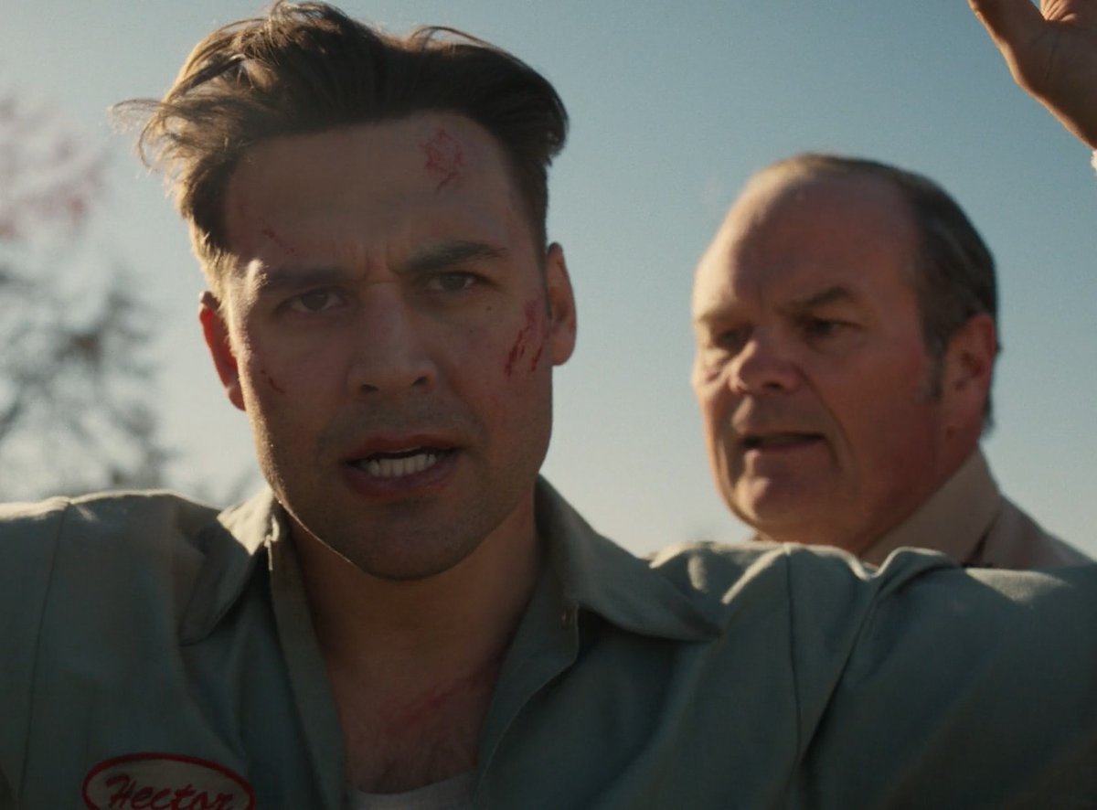 rorybegins's tweet photo. cinematic parallels https://t.co/0jvv4EGhoa