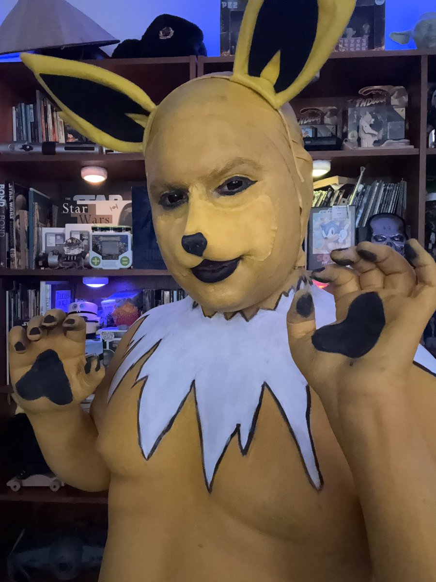 goldeneye545's tweet photo. You guys choose Jolteon from Pokémon as our next Eevee evolution cosplay! Jolteon is a electric type of Pokémon. I think this cosplay of Jolteon came out fantastic. Jolteon came to life thanks to @northfur awesome small fox nose. #pokmon #jolteon #cosplay #bodypaint #makeup https://t.co/5qaTt8Aa6Y