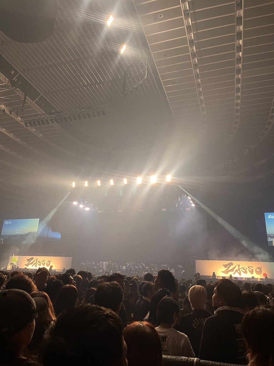 allaboutlullaby's tweet photo. 会場では大号泣と多幸感いっぱいで🥹
終演後は会いたかった人にたくさん会えて、
次の予定もできて、
話したかった話も話せて、
噴水に入れっていかつい先輩に凄まれて🫪
とんでもない1日でした🙌🔥
いつもありがとうございます😭
そして！チケット探してくれた女神と譲ってくださった方に大感謝🙇‍♀️ https://t.co/r6NQAFjG5e