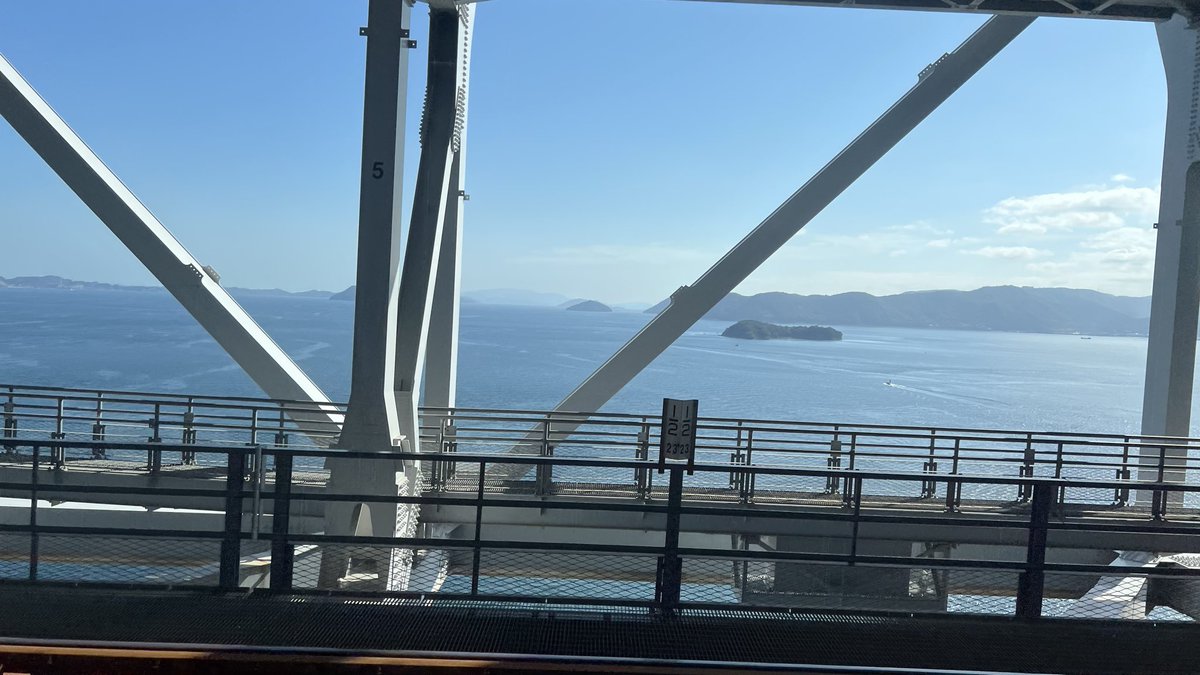 hiroyukig's tweet photo. おだやかな海です https://t.co/F0qCBo0TSB