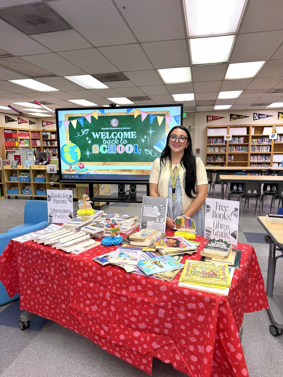 gomusd's tweet photo. Great Back to School Night for our Elementary Schools last week!📚Our families had the opportunity to visit classrooms, meet their child’s teachers, learn about academic goals for the school year, and discover the many programs and resources available to support student success. https://t.co/h0wq3ialDN
