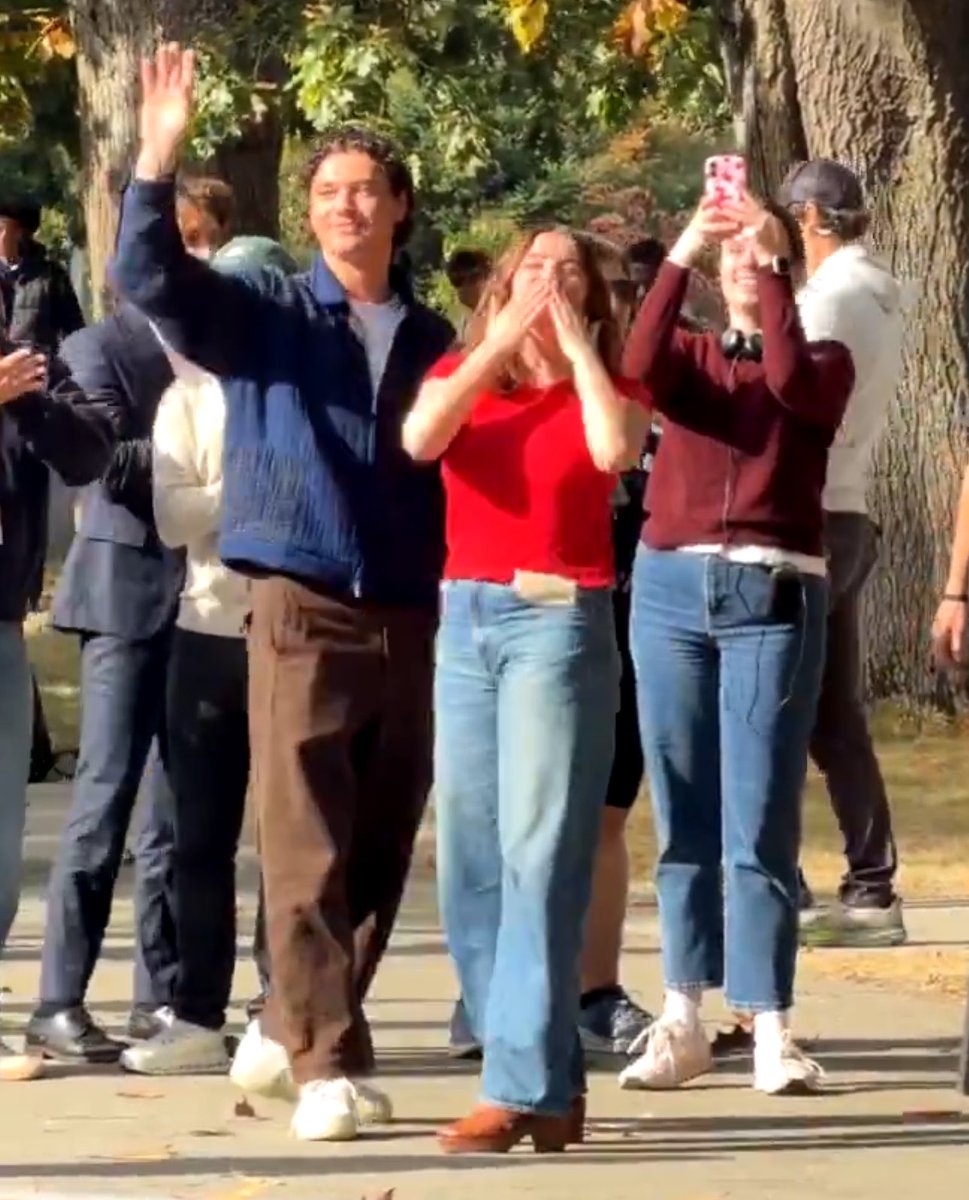 ruewasntthere's tweet photo. Ah, just a little while ago, people were twisting everything Belmont said into something negative. It’s so obvious how sweet he is with fans and what a complete ball of sunshine and energy he is❤️ plus he is # 1 Ella fan 🫠 https://t.co/R3yJVVhKKh