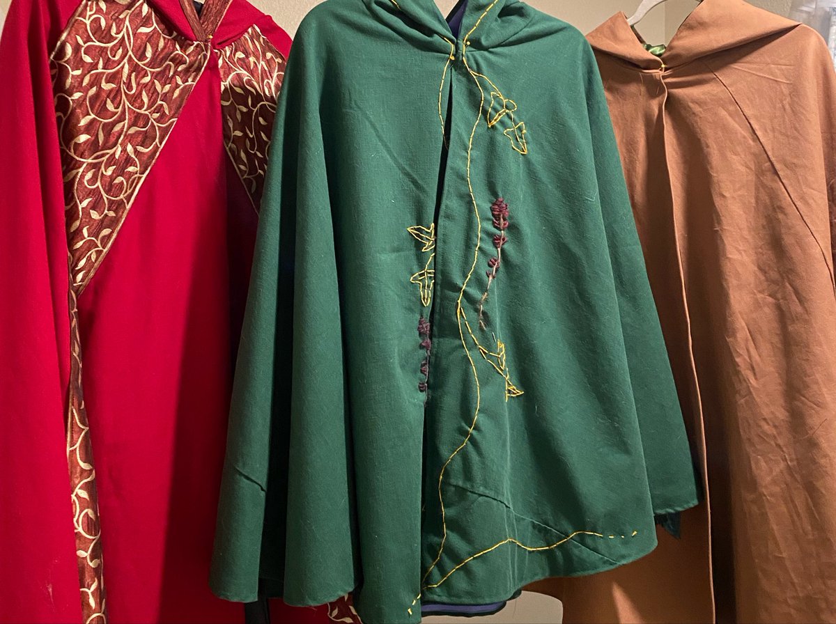 poeticghostart's tweet photo. hobbit maxxing !!! these are works in progress for the renfaire this year :) https://t.co/X8CCqIpW6R