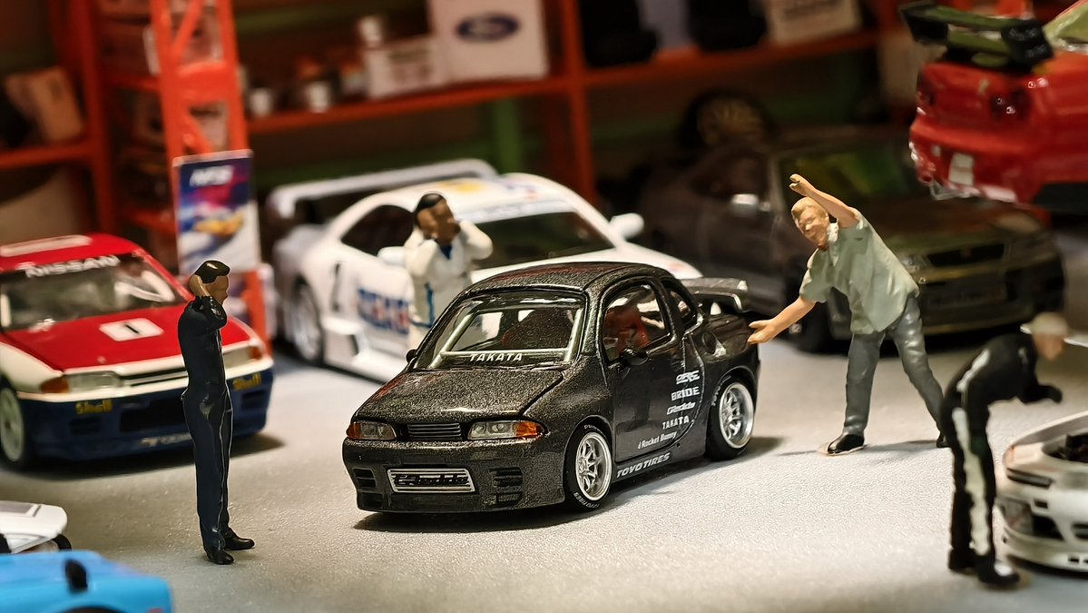Giga_Penguin's tweet photo. Pop Race Pandem Pocket Bunny R32 is here 🤗
Finally got my hands on 1 and at fairly decent price too!
The car is tiny & Pop Race has accurately recreated it. Overall casting design is perfect and the grey metallic is beautiful.
#164scale #164diecast #pandem #r32 #pcoketbunny https://t.co/fhovLbXi1c