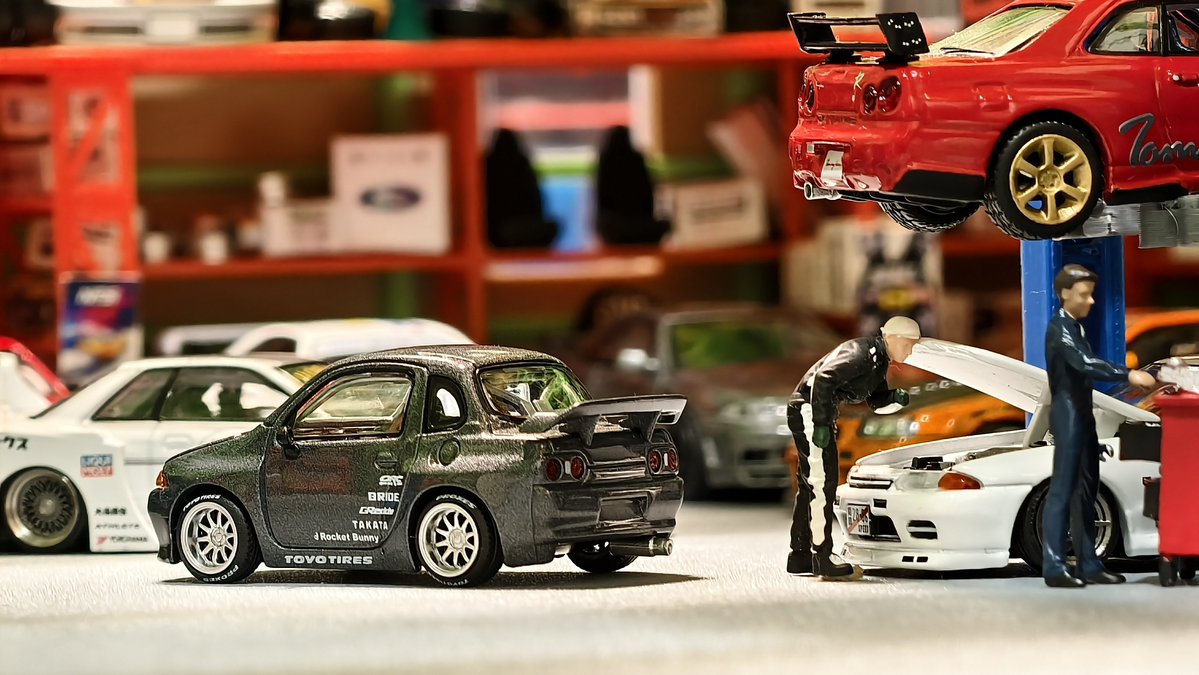 Giga_Penguin's tweet photo. Pop Race Pandem Pocket Bunny R32 is here 🤗
Finally got my hands on 1 and at fairly decent price too!
The car is tiny & Pop Race has accurately recreated it. Overall casting design is perfect and the grey metallic is beautiful.
#164scale #164diecast #pandem #r32 #pcoketbunny https://t.co/fhovLbXi1c