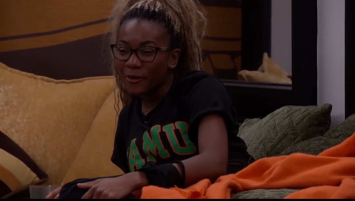 TheBigBroTea's tweet photo. Taylor: Angela’s Chuck is more prominent than the Chuk we had 

Taylor is 100% correct 💀 #bb28 https://t.co/qsYa6nyyJn